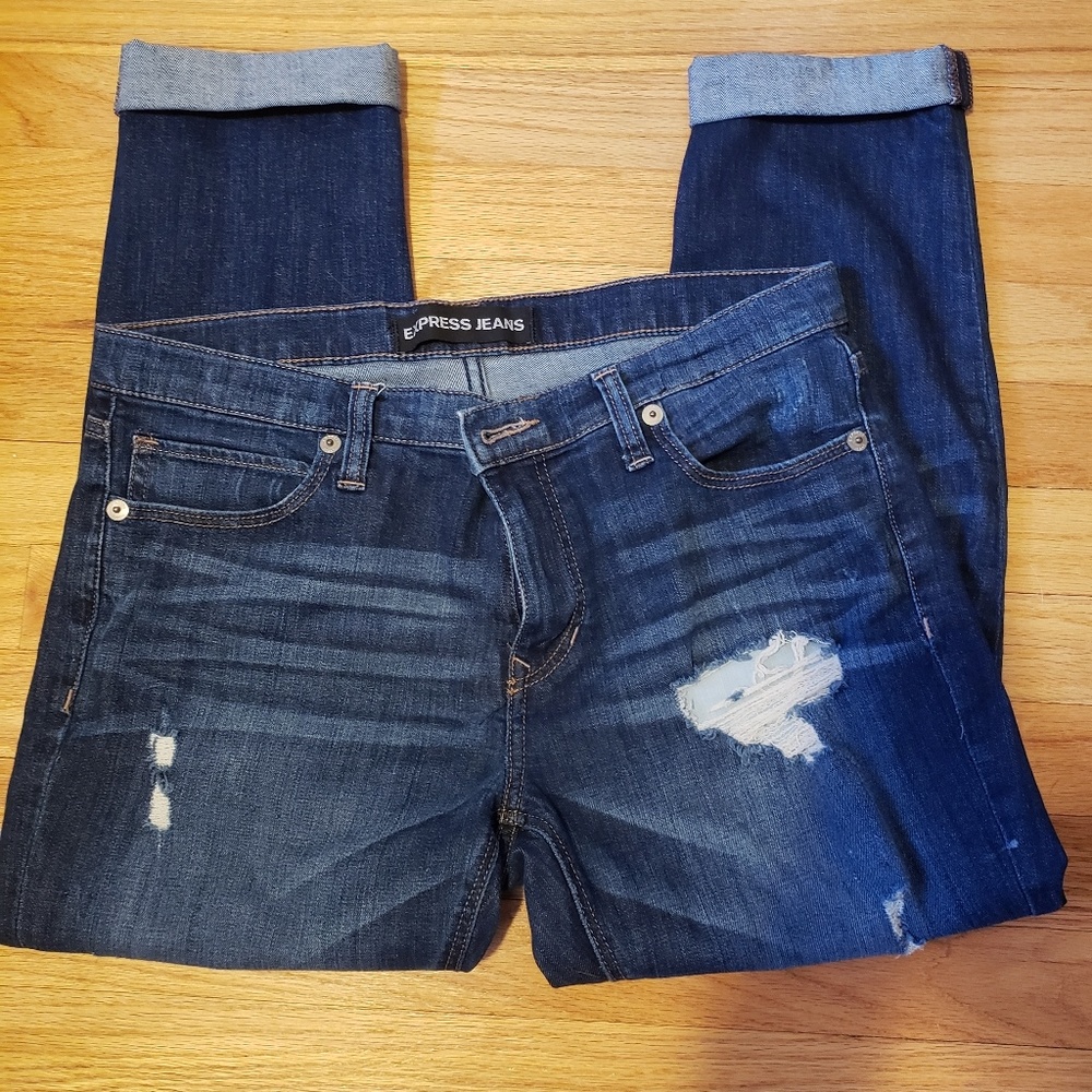 Express distressed crop pants.